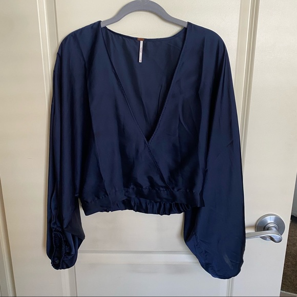 XS FREE PEOPLE TOP - Picture 4 of 4